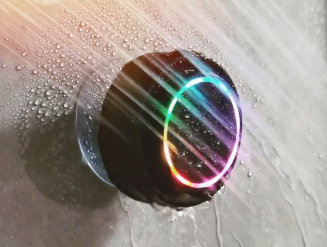 Vesitiivis ladattava minikaiutin RGB valoilla ja imukuppikiinnityksellä XO